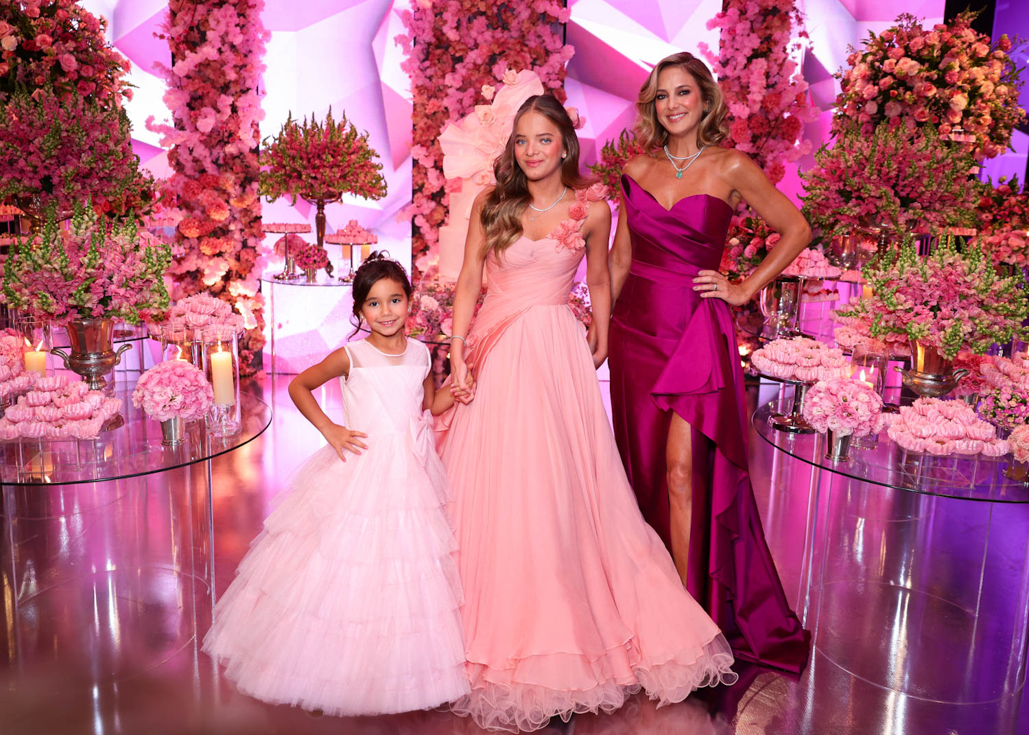 Ticiane Pinheiro na festa de debutante da filha Rafaella Justus - Foto: Manu Scarpa / Brazil News