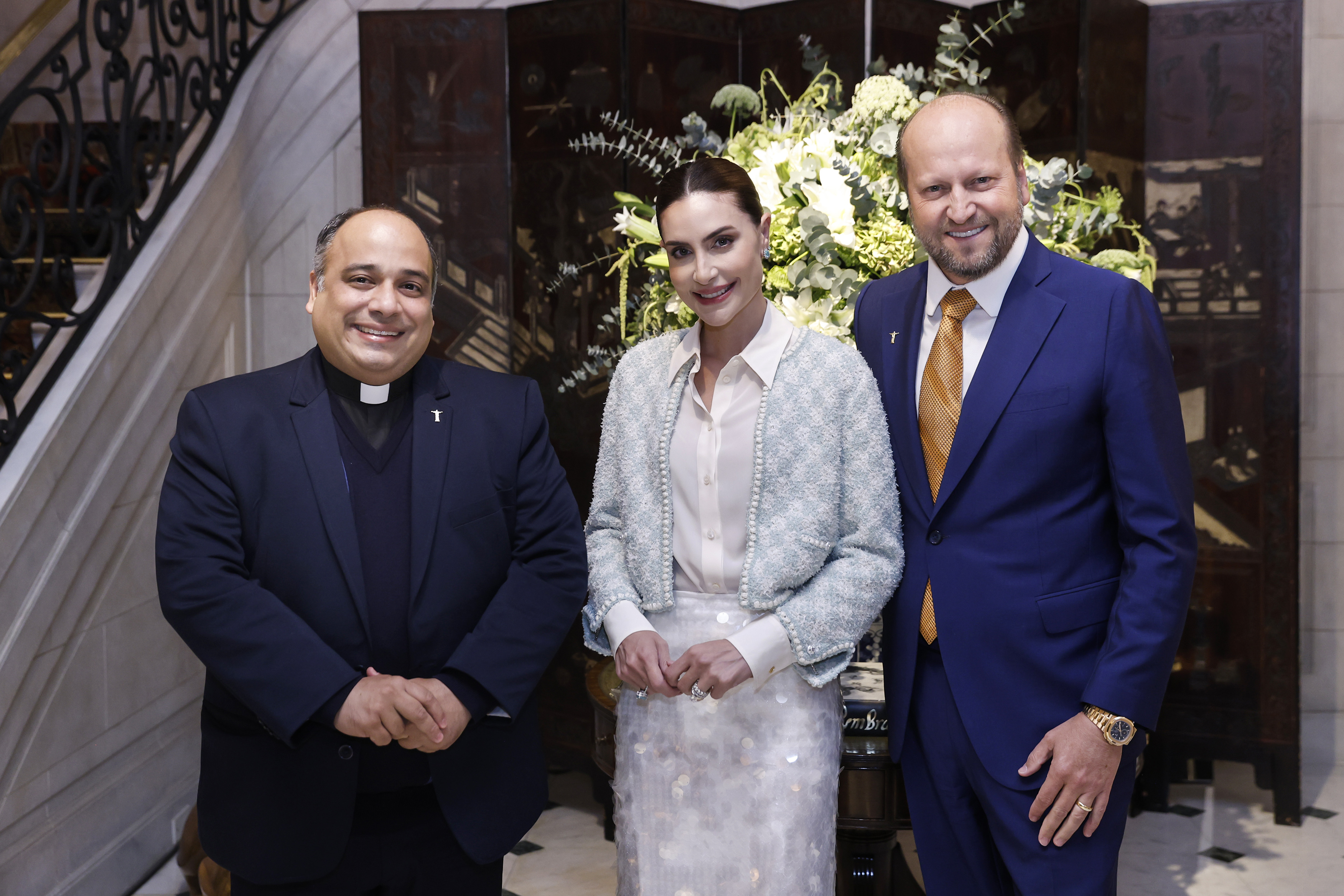 Padre Omar (responsável pelo Cristo Redentor no Rio de Janeiro), Anne Wilians, Nelson Wilson - Foto: Divulgação