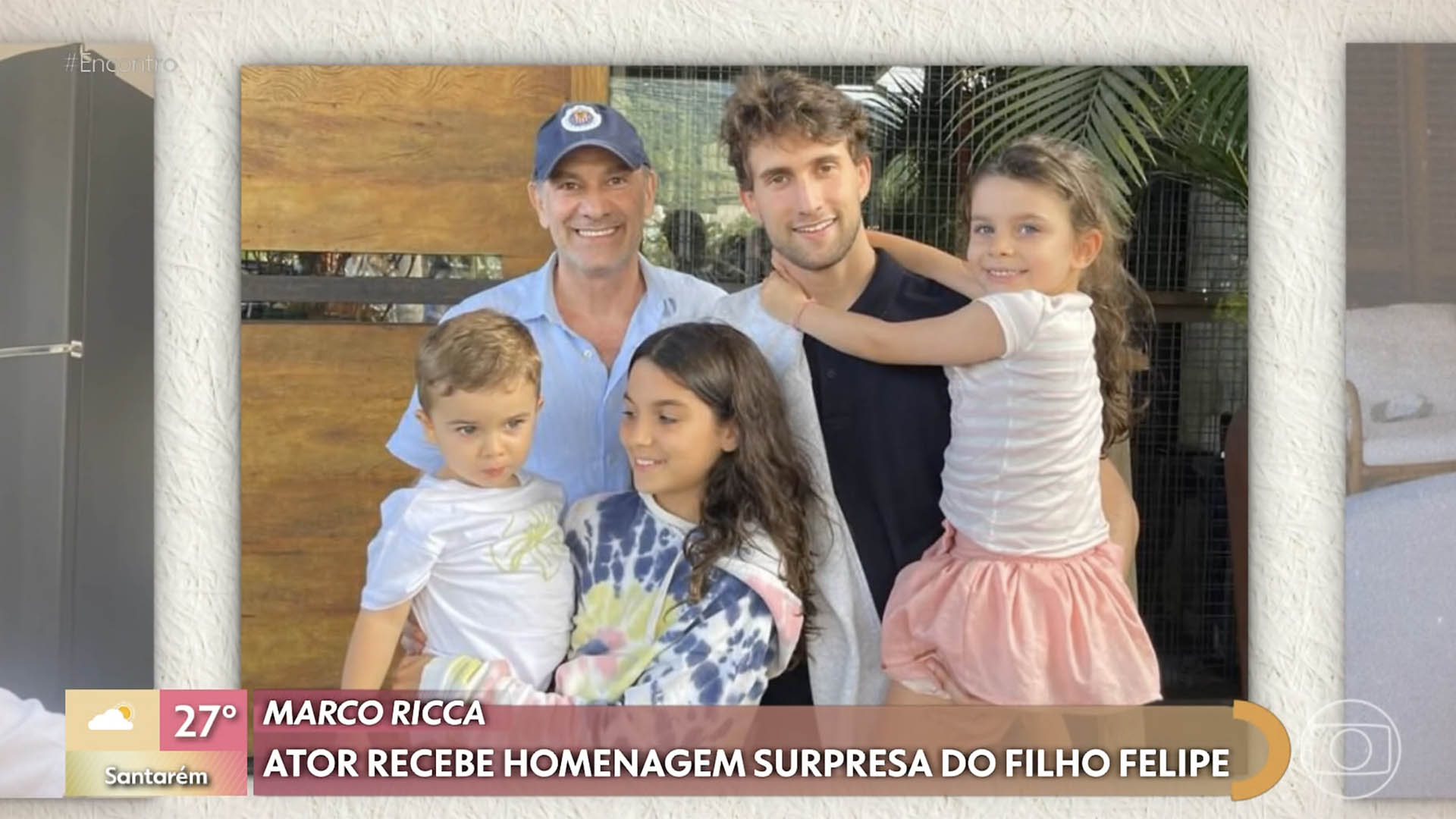 Marco Ricca com os quatro filhos - Foto: Reprodução / Globo