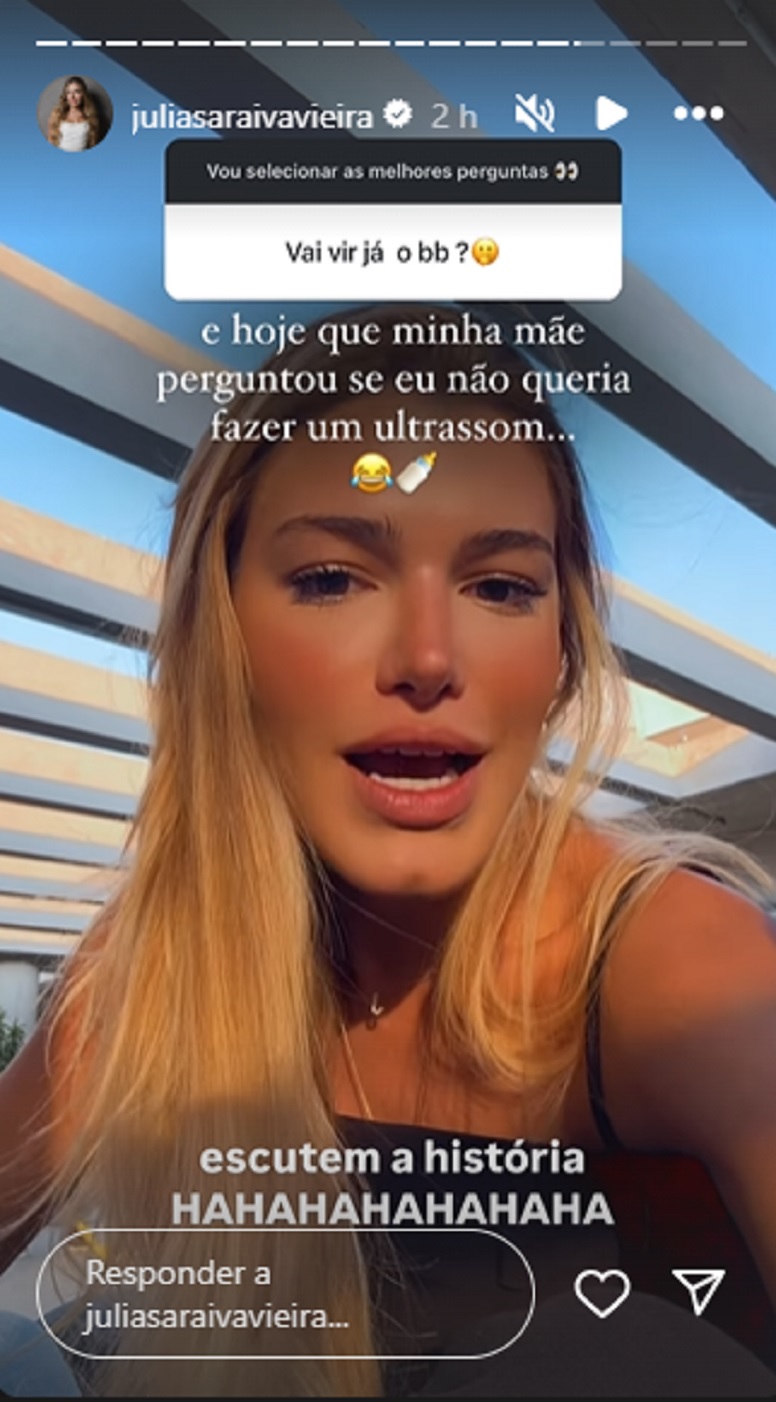 Júlia Vieira Stories