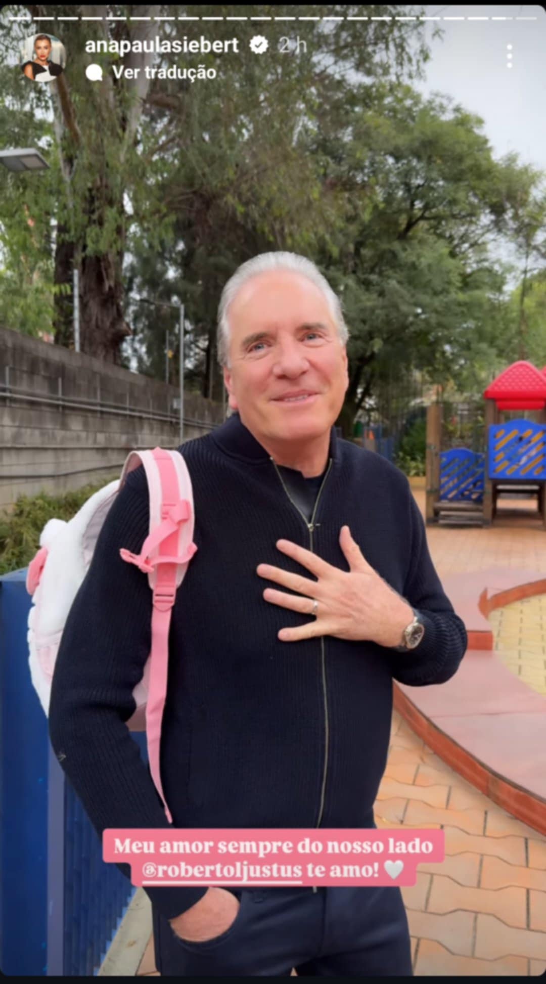 Roberto Justus se emociona no primeiro dia de aula de Vicky Justus