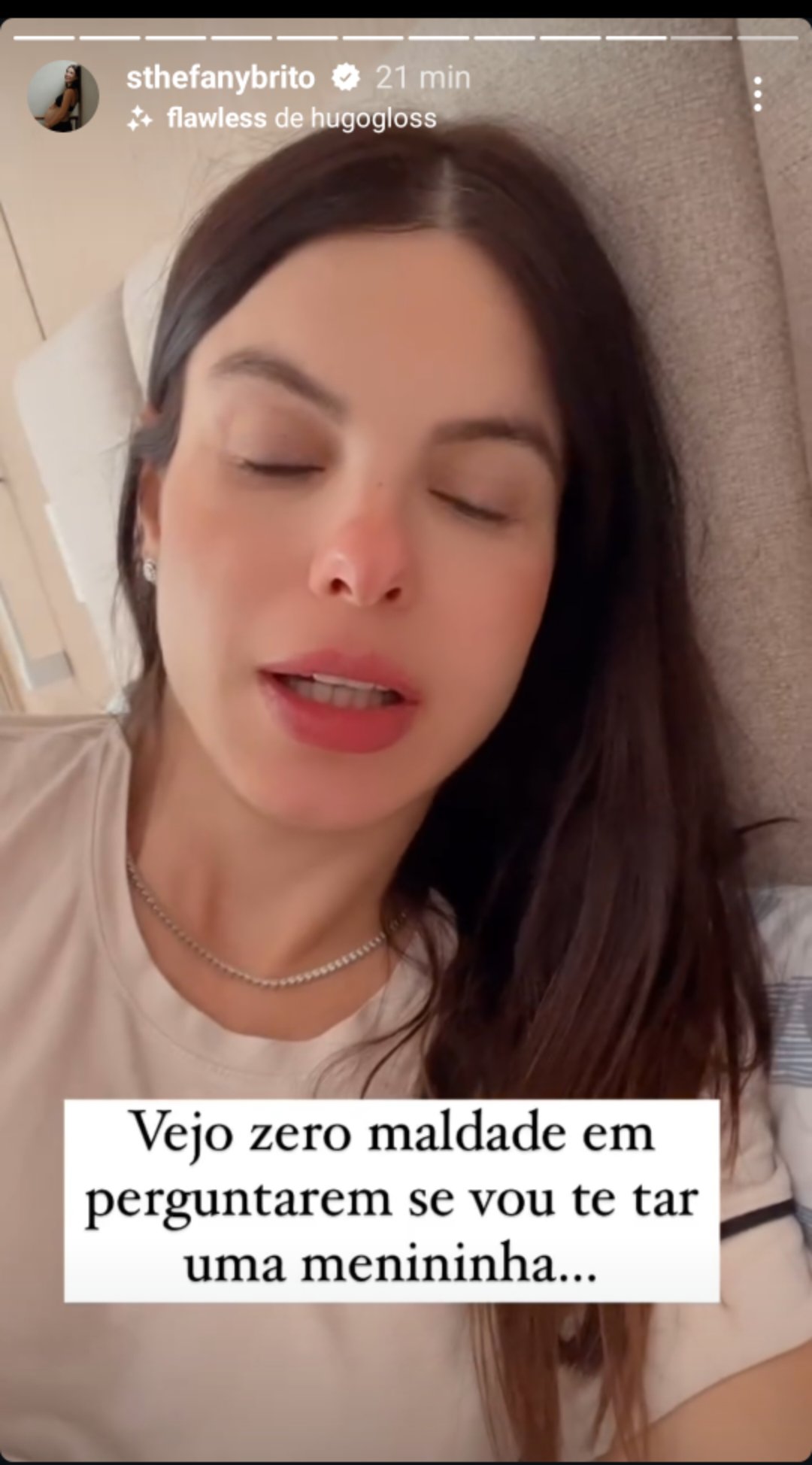 Sthefany Brito fica indignada com comentário