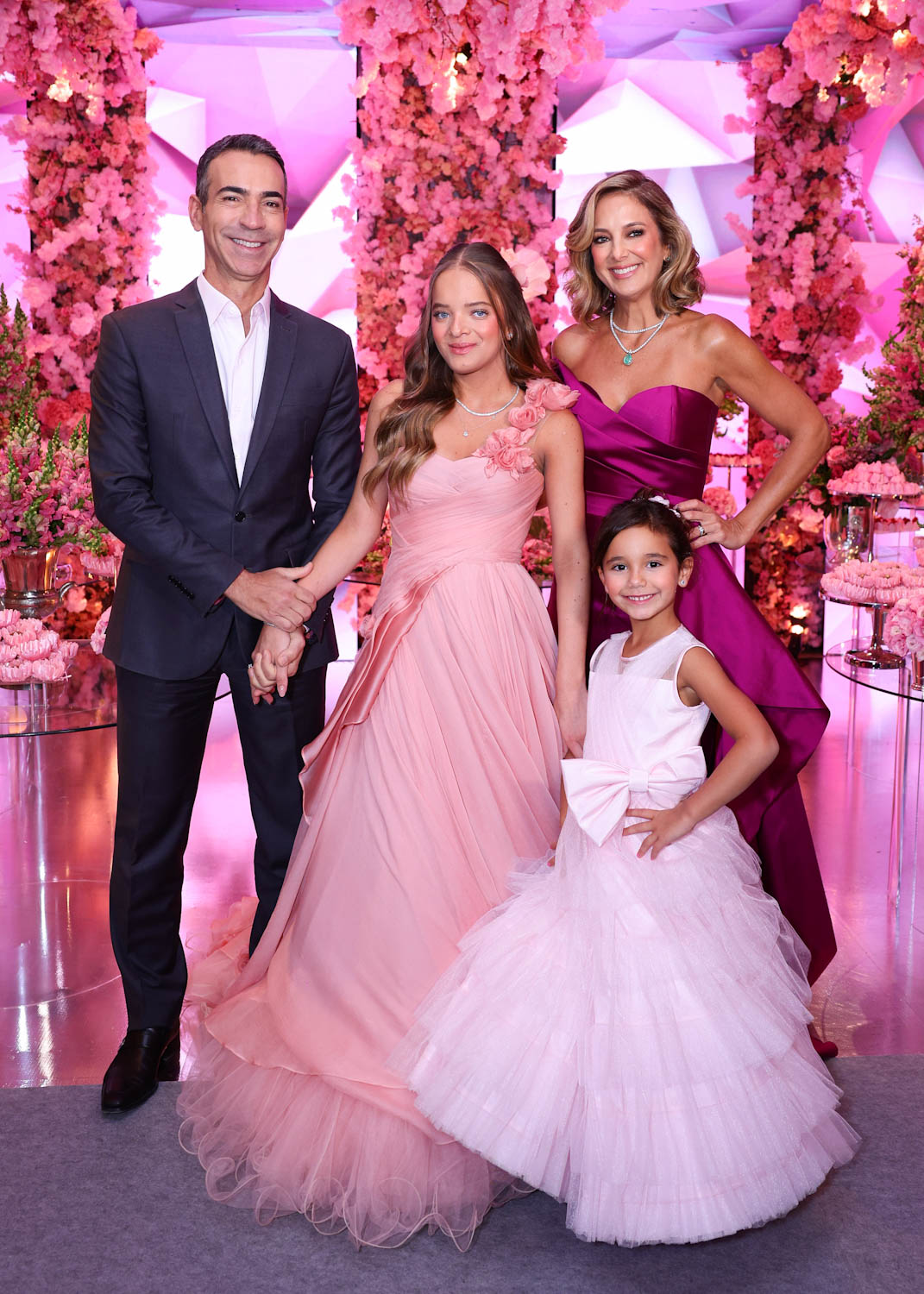 Ticiane Pinheiro na festa de debutante da filha Rafaella Justus - Foto: Manu Scarpa / Brazil News