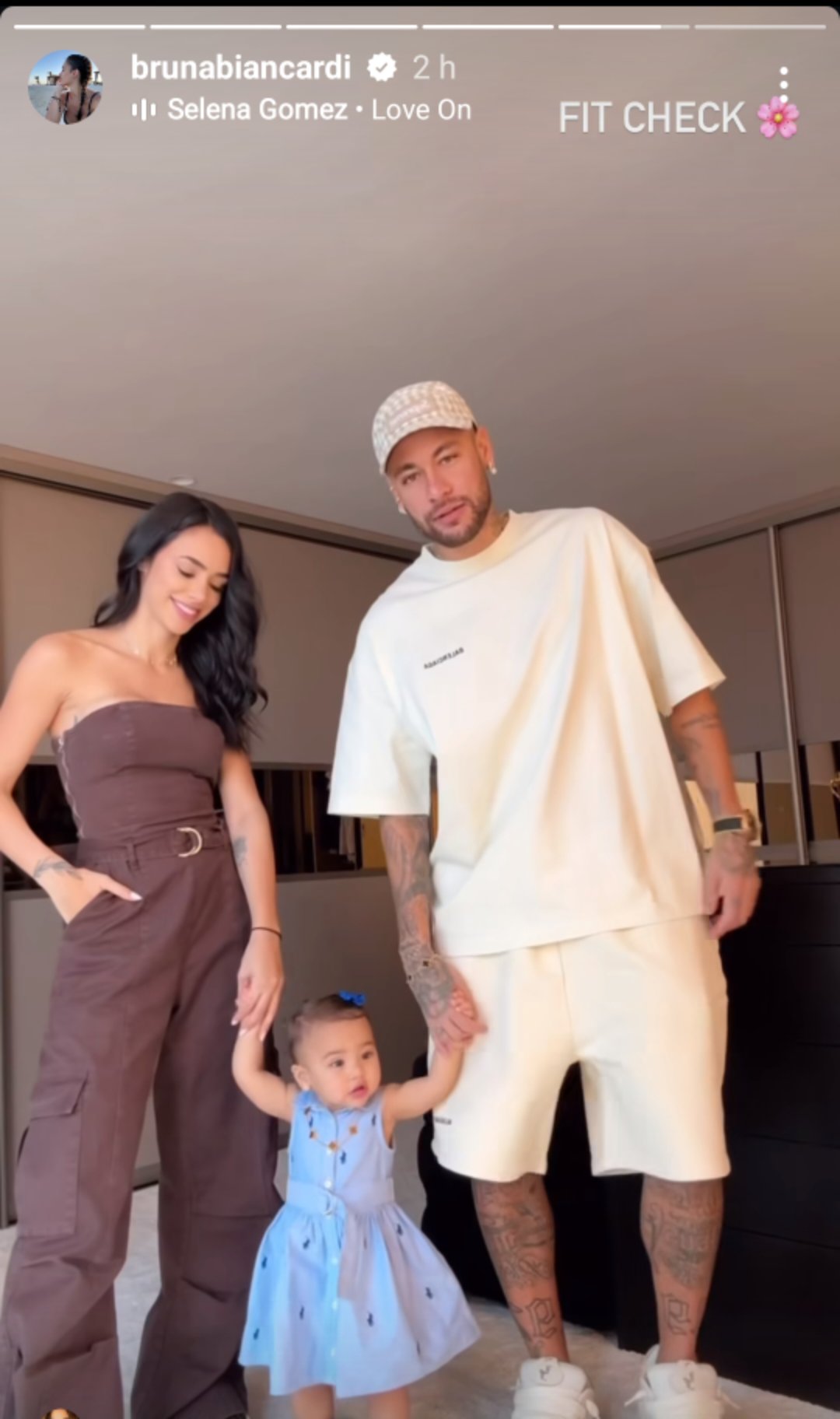 Filha de Neymar Jr. e Bruna Biancardi encanta com look