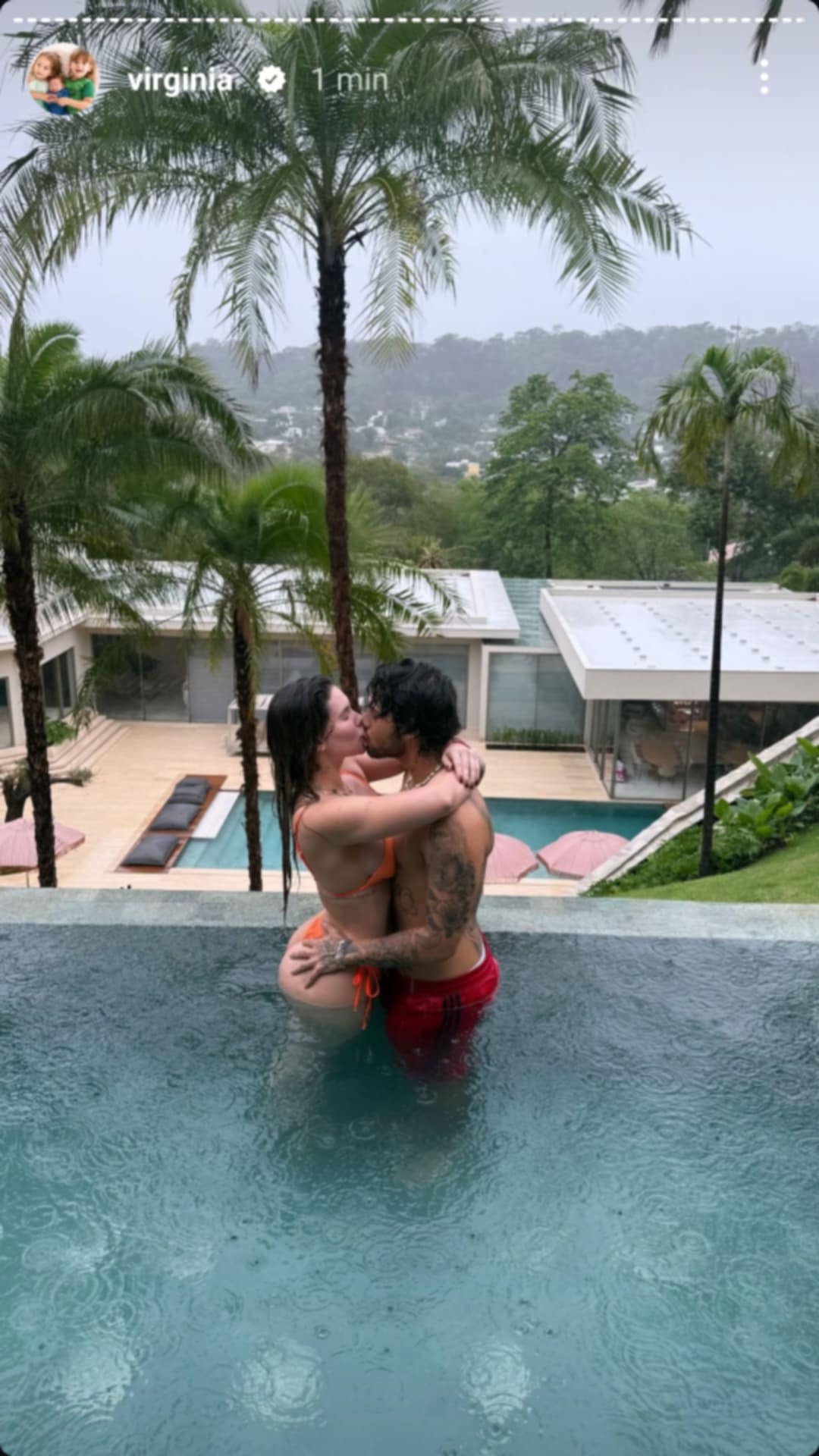 Virginia Fonseca e Zé Felipe na piscina