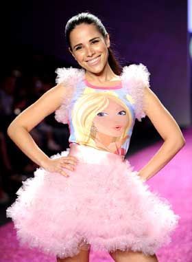 Fashion: Wanessa Camargo vira boneca em...