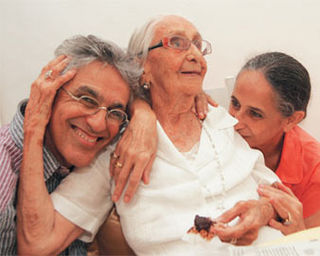 DONA CANÔ COMPLETA 101 ANOS DE UMA VIDA A SERVIÇO DO AMOR