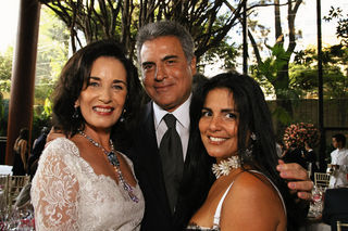 Eleonora com o casal Gustavo Halbreich e Thereza Collor