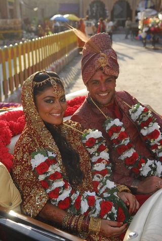 Maya (Juliana Paes) e Raj (Rodrigo Lombardi) em Caminho das Índias, da Globo (2009)