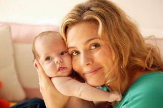 Lara e a mãe, Maria Cândida