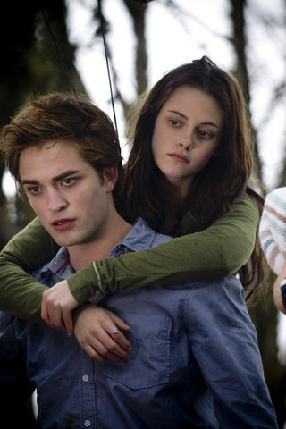 Robert Pattinson e Kristen Stewart, em O Crepúsculo