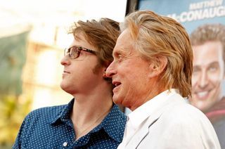 Cameron Douglas com o pai, Michael Douglas