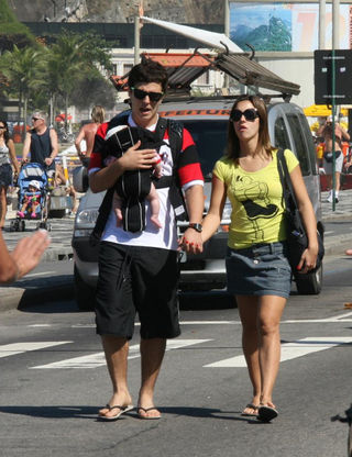 Thiago Rodrigues e Cristiane Dias com Gabriel