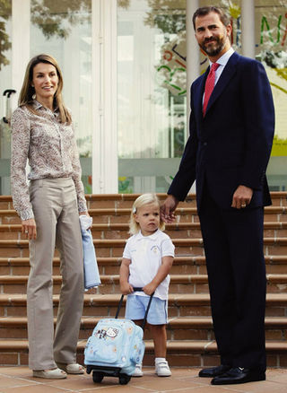 Príncipes Felipe e Letizia e Sofia