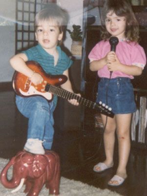 Junior e Sandy quando crianças