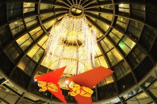 Shopping Pátio Higienópolis faz decoração com o tema 'O Natal de Todos os Ursos', com uma floresta representando a morada de vários ursos