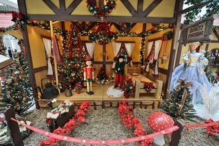 Shopping Metrô Boulevard Tatuapé faz decoração com o tema do personagem infantil Pinóquio