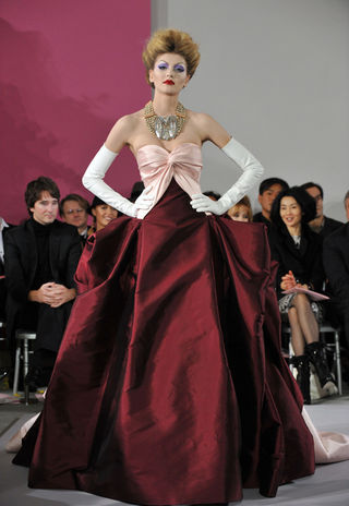 Christian Dior no Paris Fashion Week Haute Couture primavera/verão 2010