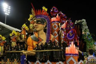 Desfile da escola Império de Casa Verde