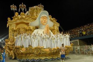 Desfile da escola Império de Casa Verde