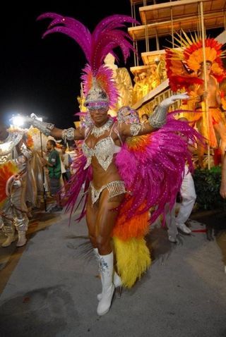 Desfile da escola Tom Maior