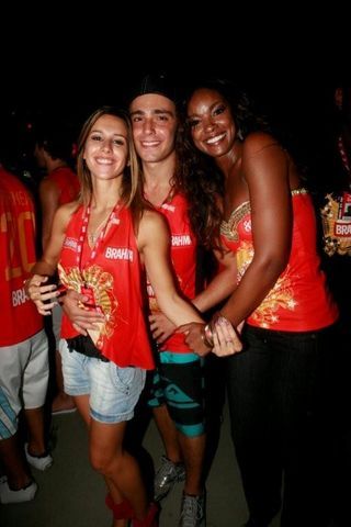 Cristiane Dias, Thiago Rodrigues e Cris Viana