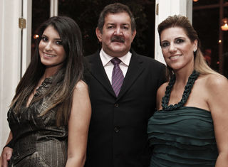 Katherine Barril, Antonio Barril e Sandra Barril