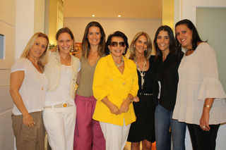 Laura, Caca Ravagnani, Paula Souza Aranha, Gilda Souza Aranha, Deti Pelosini, Camila Bordon e Marô Lorenzetti