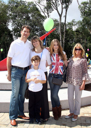 Marcello Malucelli Thá, Alessandra Cequinel Thá, Antonella Cequinel Thá, Francesco Cequinel Thá e Rosemari Malucelli Thá