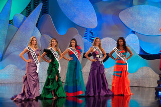 Natália Freire, Miss Nova Odessa, Raíssa Abdelnur, Miss Botucatu, Monike Carli, Miss Americana, Patricia Chaib, Miss São Bernardo do Campo, e Edvania Araújo, Miss Artur Nogueira