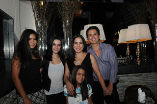 Antonia, Cleo Pires, Glória Pires, Ana e Orlando Morais