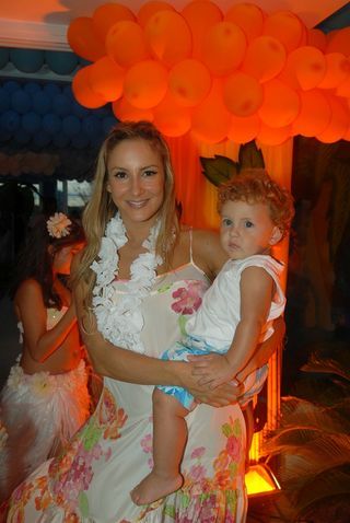 Claudia Leitte e o filho Davi