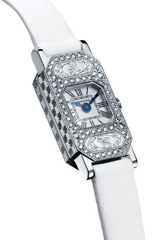 Relógio cravejado de brilhantes e com pulseira de couro branco Longines, longines.com