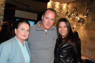 Olga krell, Bobby Krell e Jessica Krell