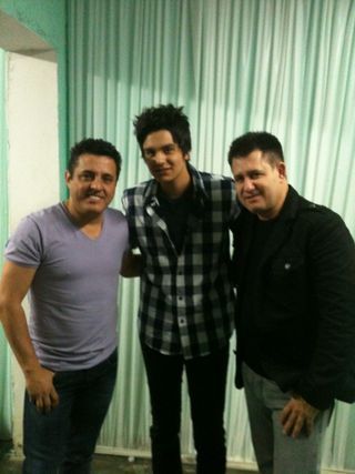 Luan Santana com a dupla Bruno e Marrone