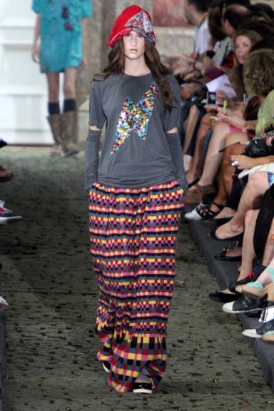 Desfile de Cantão no Fashion Rio