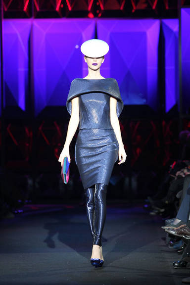 Desfile Giorgio Armani na Semana de Moda em Paris