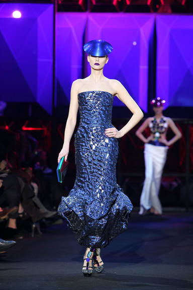 Desfile Giorgio Armani na Semana de Moda em Paris