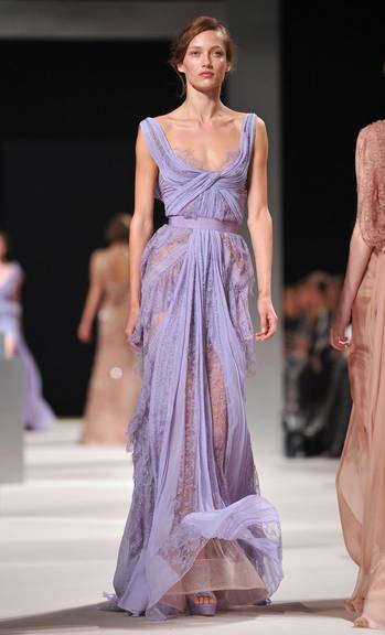 Desfile Elie Saab na semana de moda de Paris