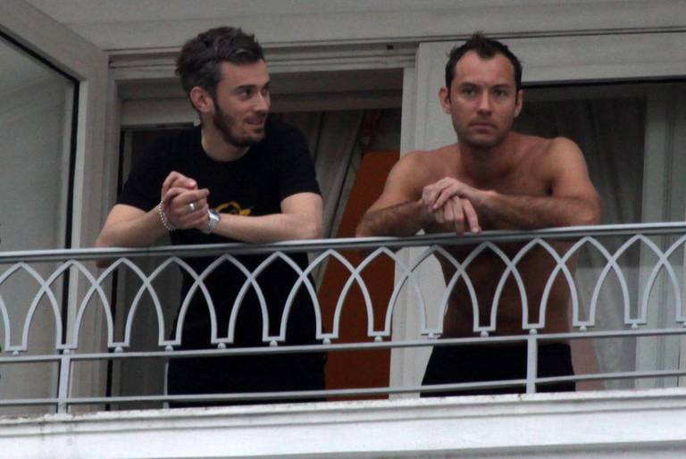 Jude Law em hotel no Rio de Janeiro