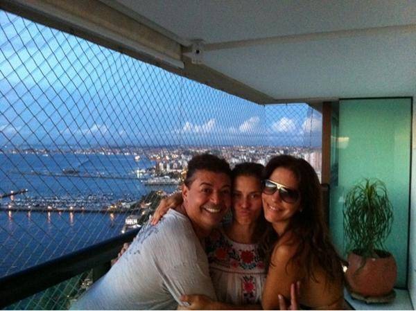 Carolina Dieckmann, Ivete Sangalo e David Brazil