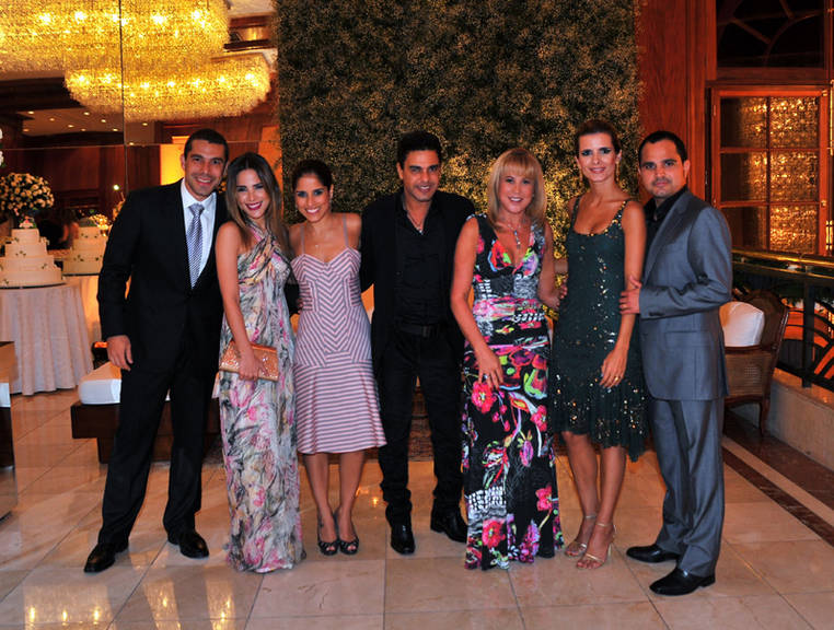 Marcus Buaiz , Wanessa , Camila , Zezé , Zilú , Flávia e Luciano Di Camargo