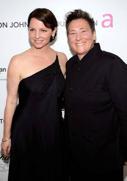 A cantora k.d. lang e Jamie Price