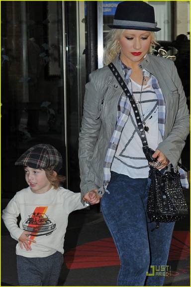 Christina Aguilera e o filho Max