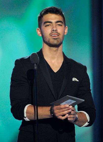 Joe Jonas, do Jonas Brothers