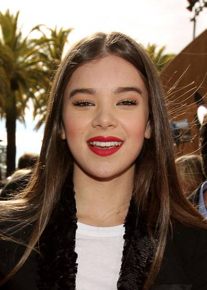 Hailee Steinfeld