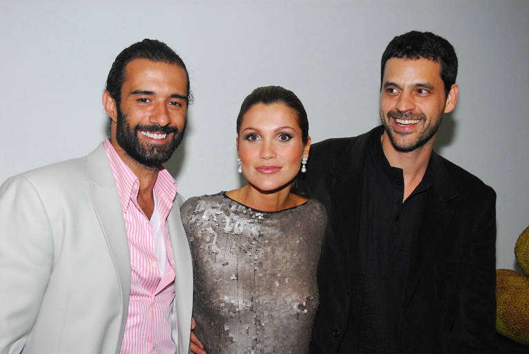 Marcos Pasquim com Flavia Alessandra e Bruno Garcia