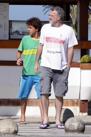 Pedro Bial com o filho Theo