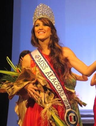 Stéfanie Carvalho, 22 anos, Miss Alagoas 2011, é natural de Piranhas e tem 22 anos