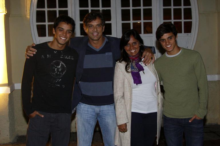 Rodrigo, Beto Simas, Ana Paula, Felipe